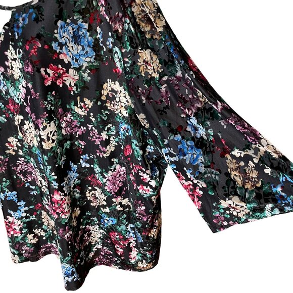 Cathrines Womens Velvet Blouse Floral Keyhole Neckline Shirt Plus Size 4X u - Picture 9 of 11